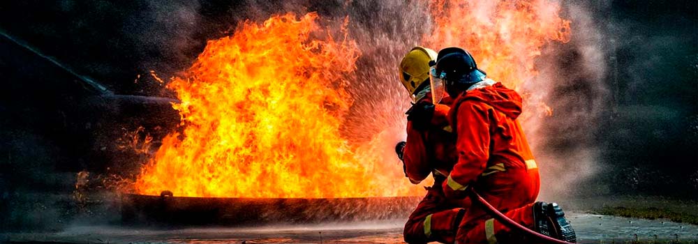Como um bombeiro civil pode se destacar no mercado de trabalho • Consult  Fire